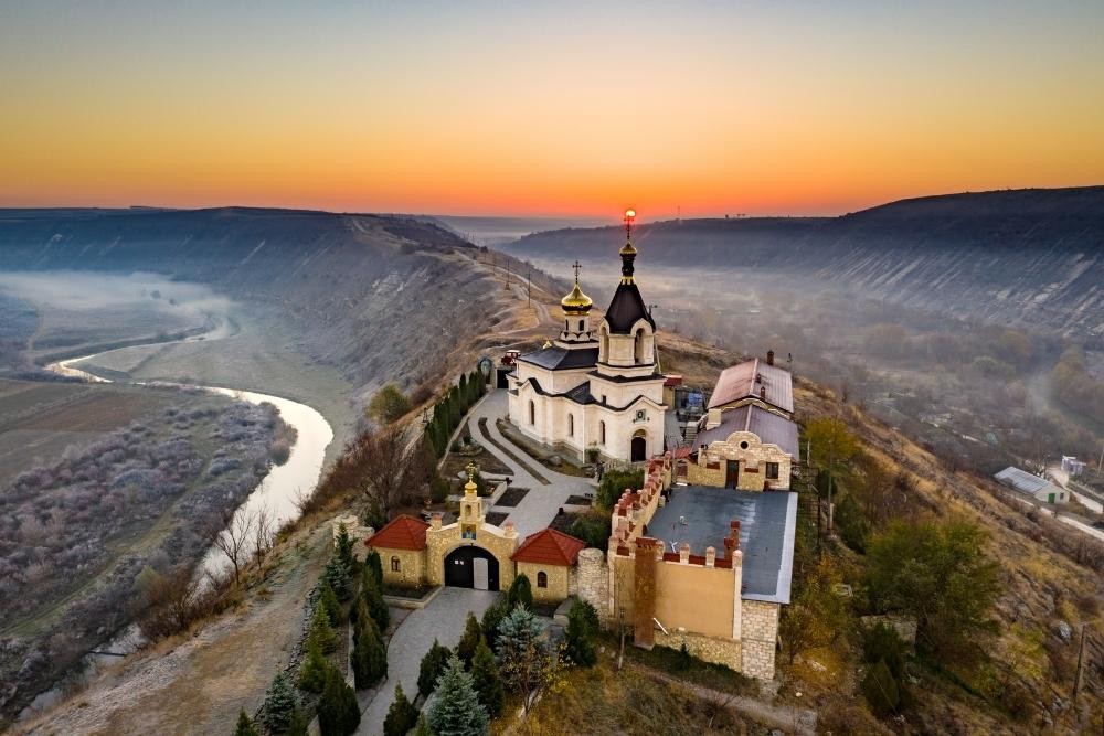 Moldova va primi suport pentru implementarea inițiativelor de promovare a culturii și a turismului